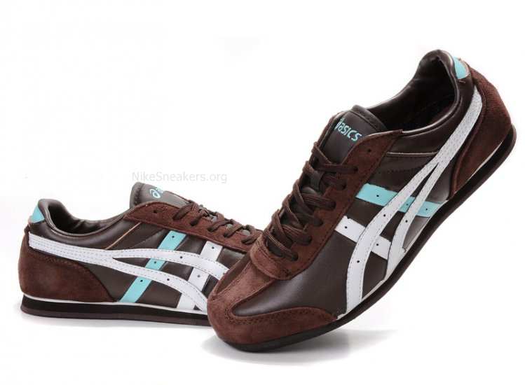 Asics Revolve LE Brown/White/Blue Asics Revolve LE Brown/White/Blue