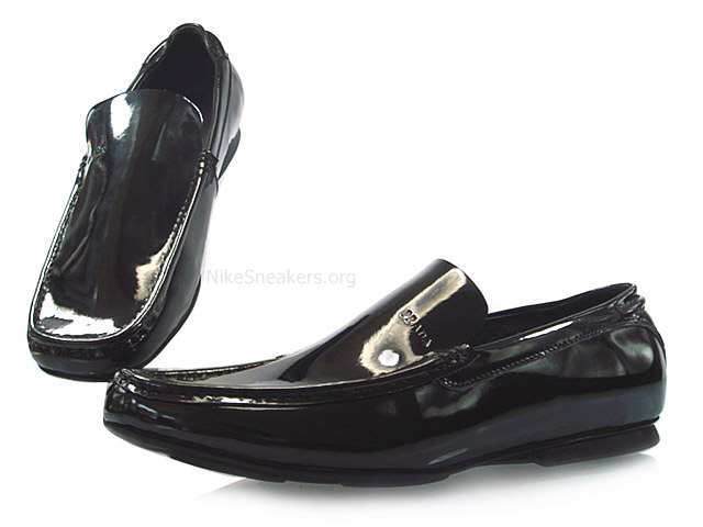 Prada Men's Dress Shoes - All Black Patent Leather Flat Toe Cap With "PRADA" Logo Prada Men's Dress Shoes - All Black Patent Leather Flat Toe Cap With "PRADA" Logo