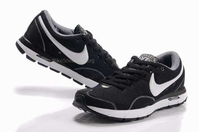 Nike Zoom Shoes Black/White Nike Zoom Shoes Black/White